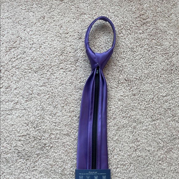 NWT Croft & Barrow Rich Purple Men's Zip Up Tie - Picture 5 of 6